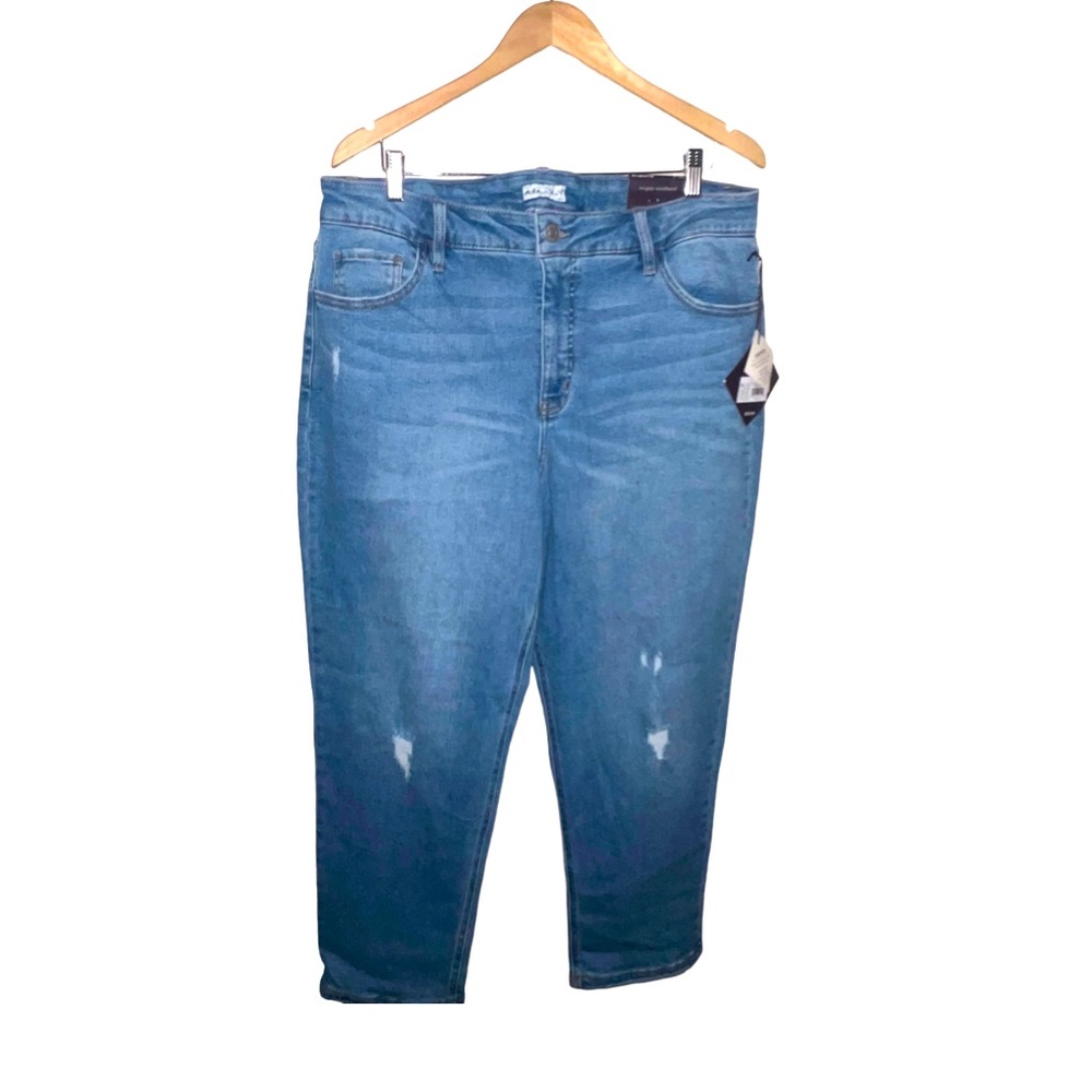NWT Ava & Viv  Women's Plus Size High Rise Slim straight Crop Jeans Size 16W